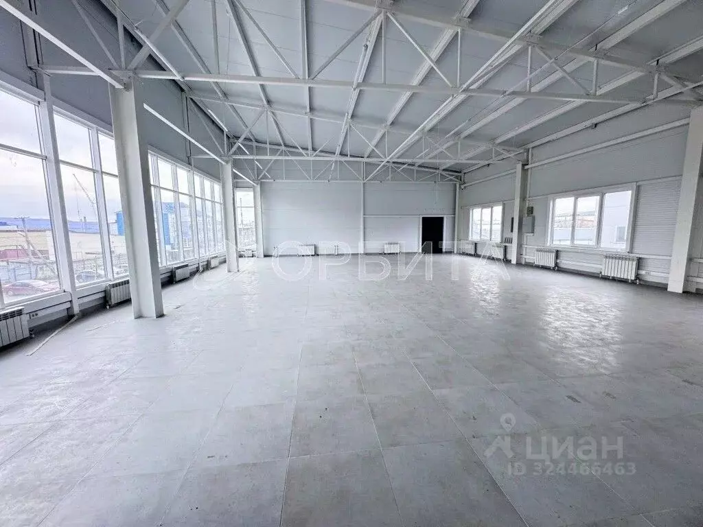 Помещение свободного назначения в Тюменская область, Тюмень ул. ... - Фото 1