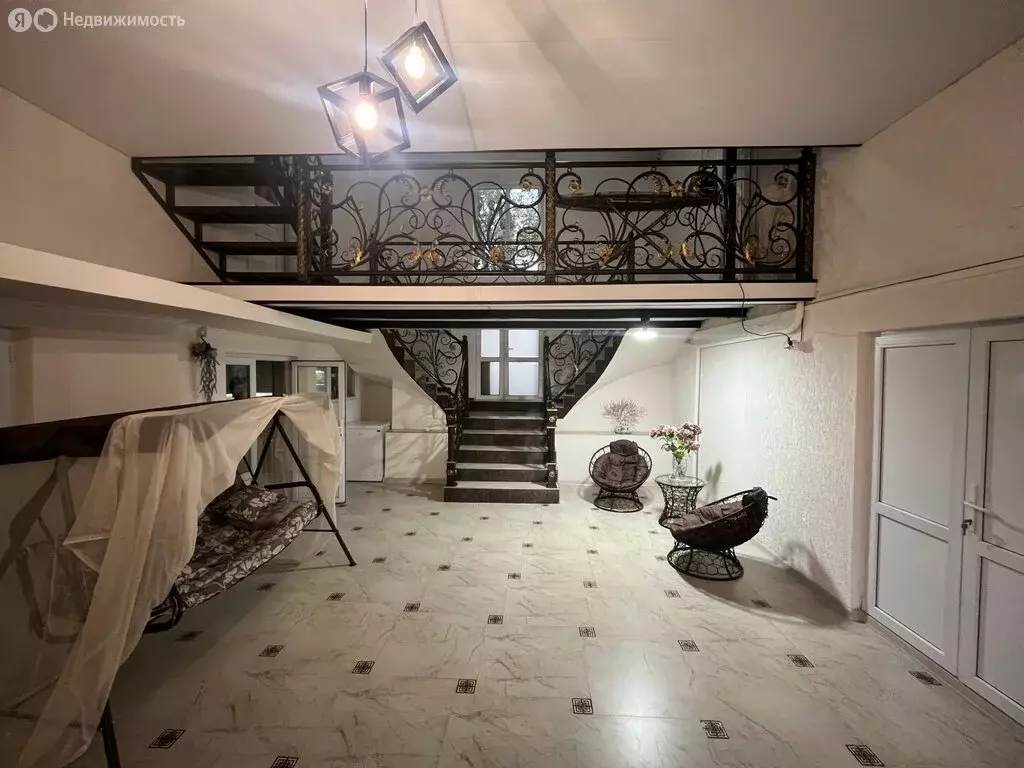 Дом в Алагир, улица Дзержинского, 13 (280 м) - Фото 2