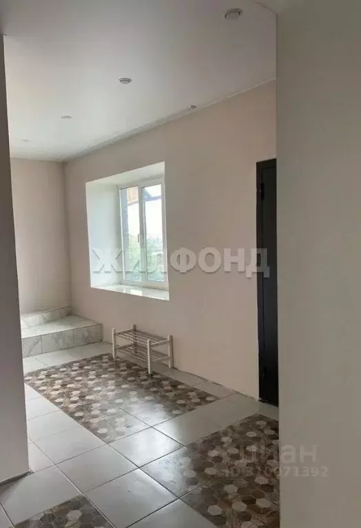 Дом в Красноярский край, Минусинск ул. Веры Баландиной (192 м) - Фото 1