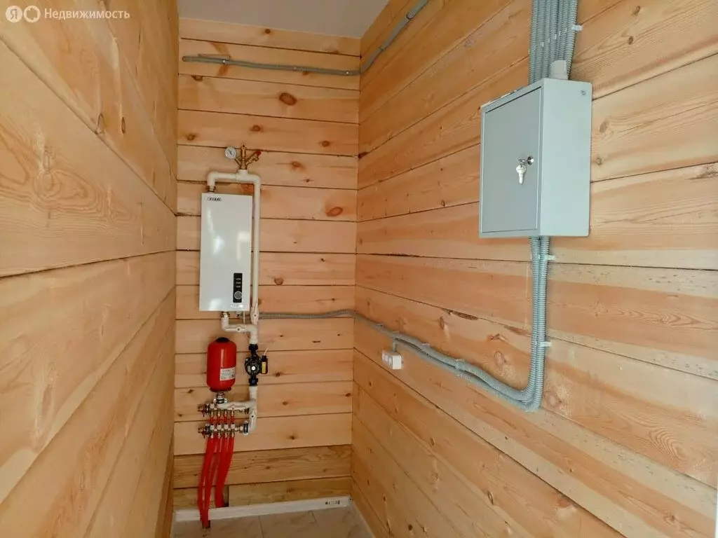 Дом в Урик, улица Ленина (160 м) - Фото 1