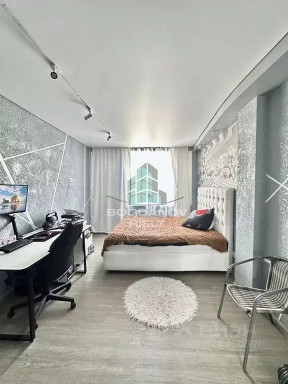 3-к кв. Омская область, Омск ул. 3-я Енисейская, 28 (66.6 м) - Фото 1