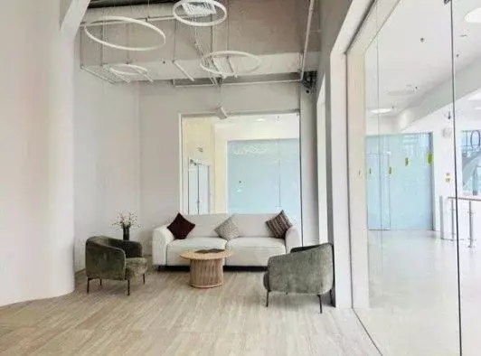 Офис в Санкт-Петербург просп. Лахтинский, 85к2 (275 м) - Фото 1