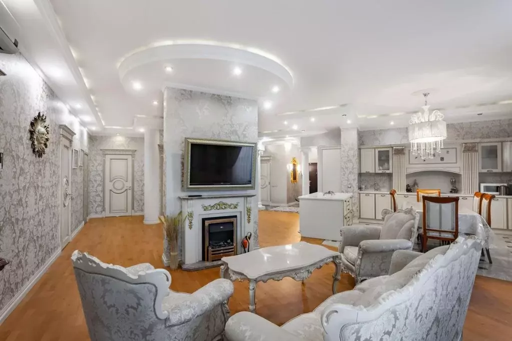 4-к кв. Санкт-Петербург ул. Победы, 3 (170.0 м) - Фото 0