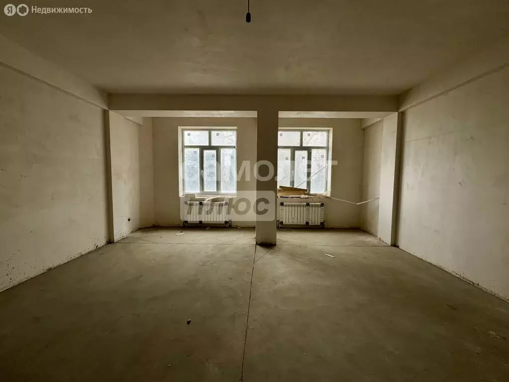 3-комнатная квартира: Махачкала, улица Лаптиева, 27А (118 м) - Фото 1