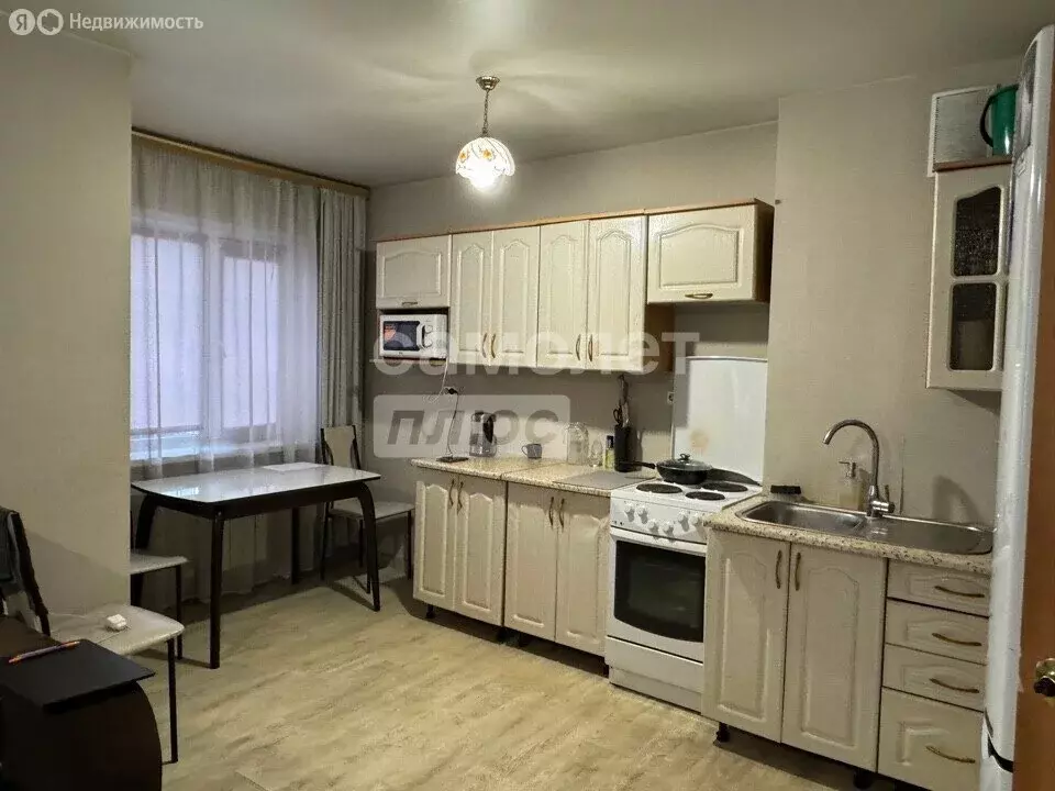 2-комнатная квартира: Иркутск, улица Розы Люксембург, 118/1 (51 м) - Фото 1