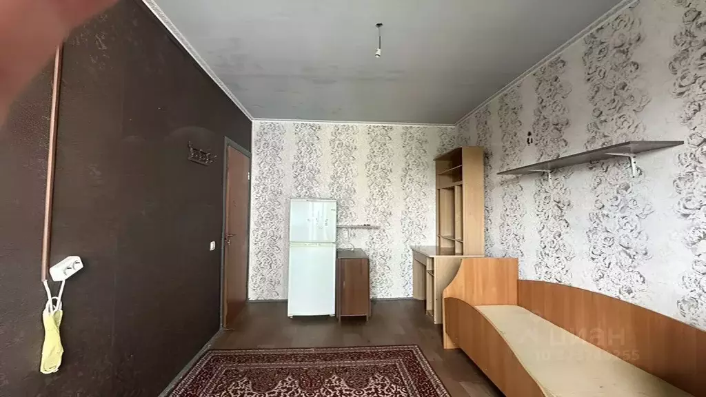 Комната Свердловская область, Екатеринбург ул. Билимбаевская, 27к1 - Фото 2