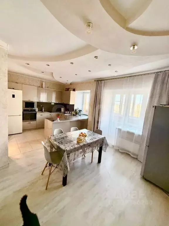 3-к кв. Коми, Ухта наб. Газовиков, 4/2 (112.8 м) - Фото 0
