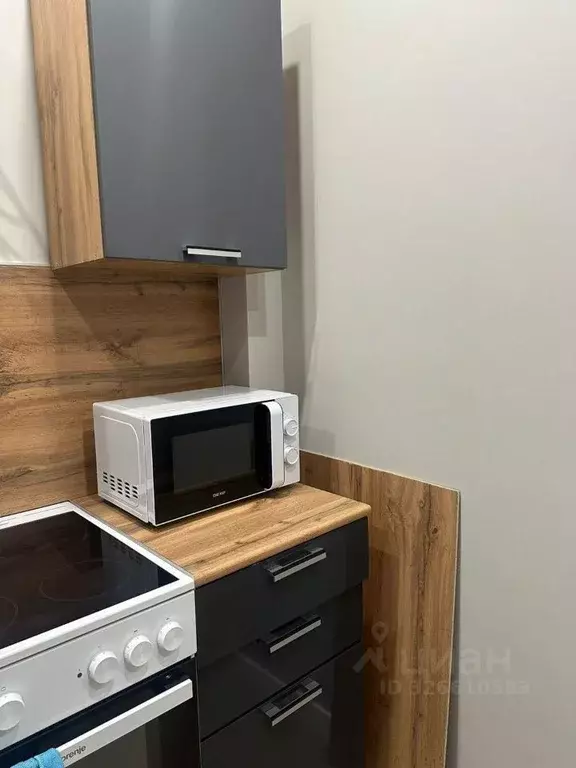 2-к кв. Хакасия, Абакан ул. Кирова, 212А (59.8 м) - Фото 2