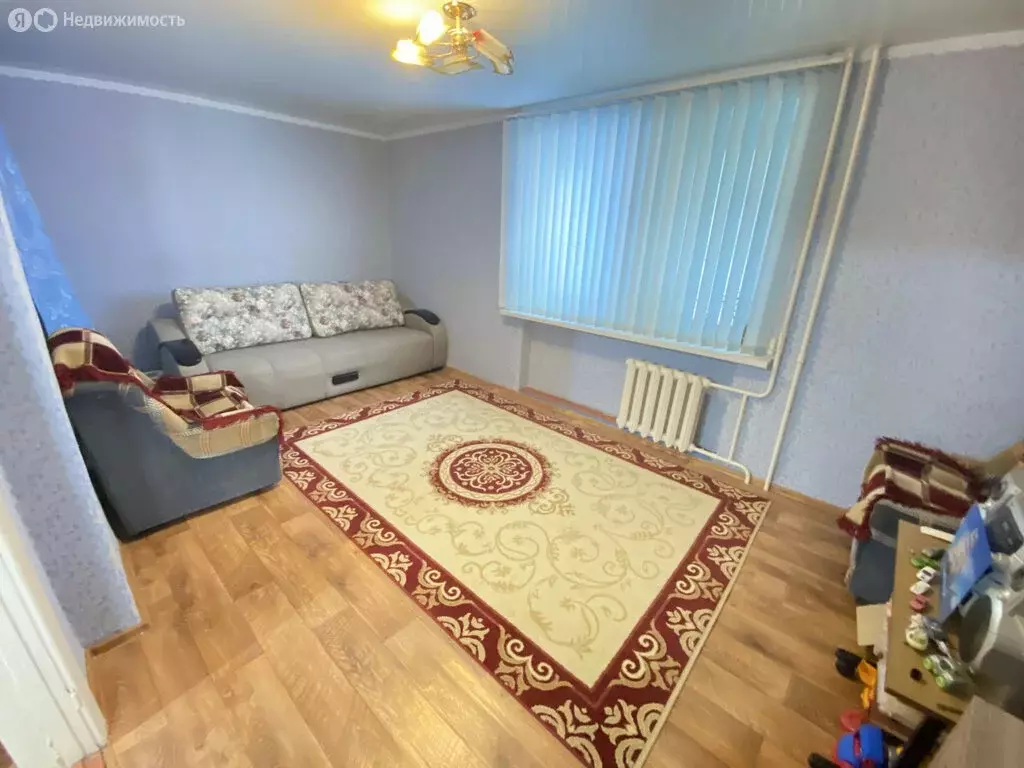 3-комнатная квартира: Астрахань, улица Адмирала Нахимова, 113 (45 м) - Фото 1