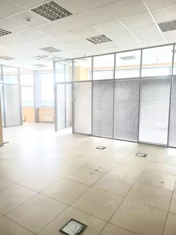 Офис в Московская область, Химки городской округ, д. Дубровки ул. ... - Фото 1