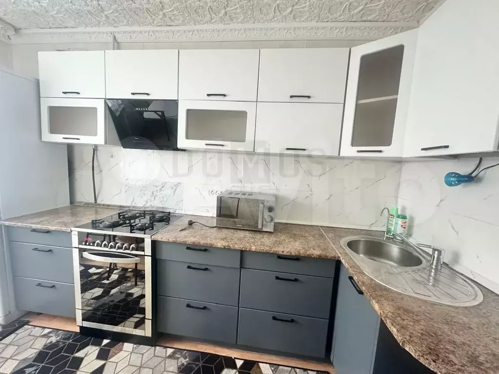 3-к. квартира, 64 м, 1/9 эт. - Фото 0