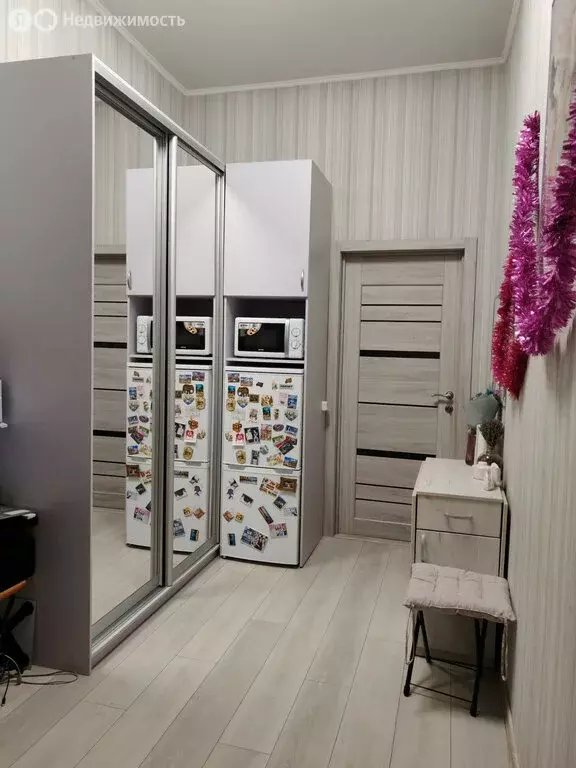 1к в 4-комнатной квартире (10.1 м) - Фото 0