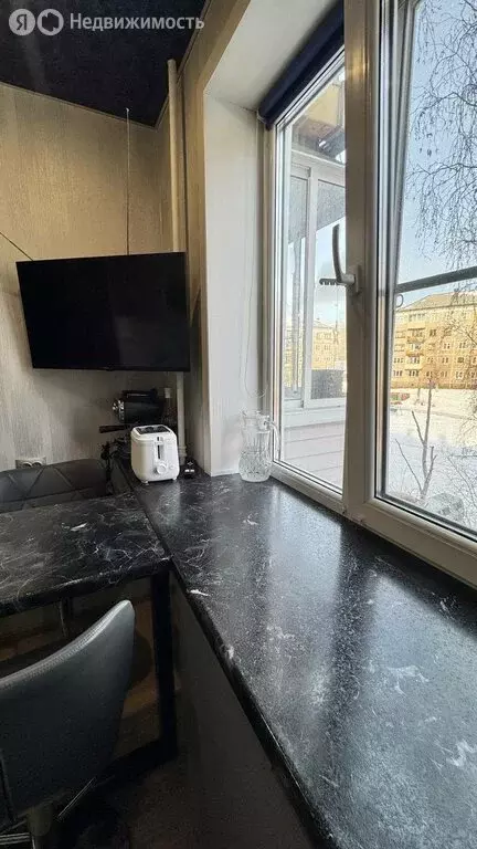 2-комнатная квартира: Братск, жилой район Центральный, Южная улица, ... - Фото 2