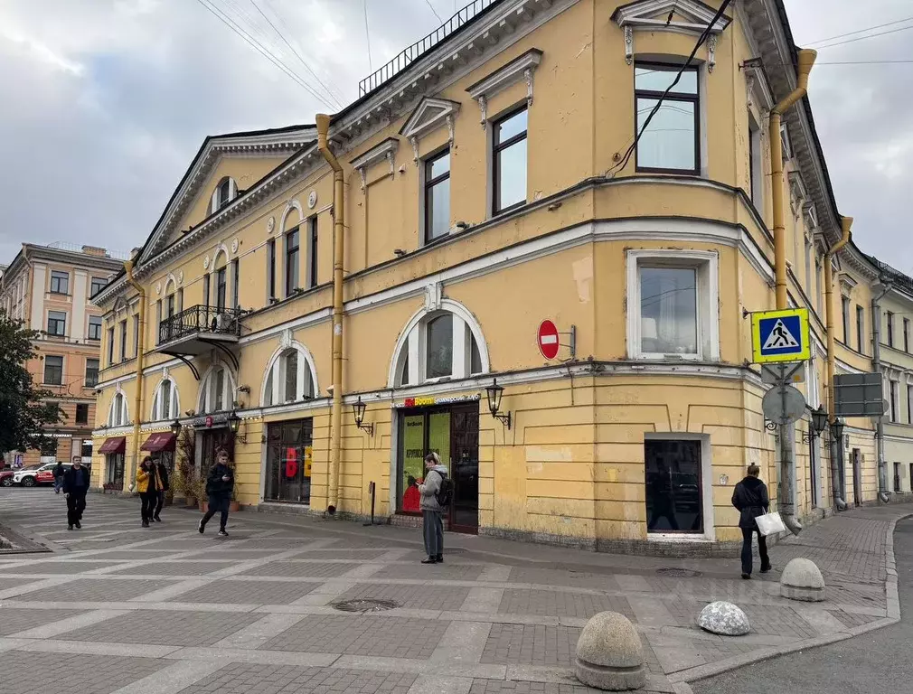 Торговая площадь в Санкт-Петербург Садовая ул., 39-41 (228 м) - Фото 1