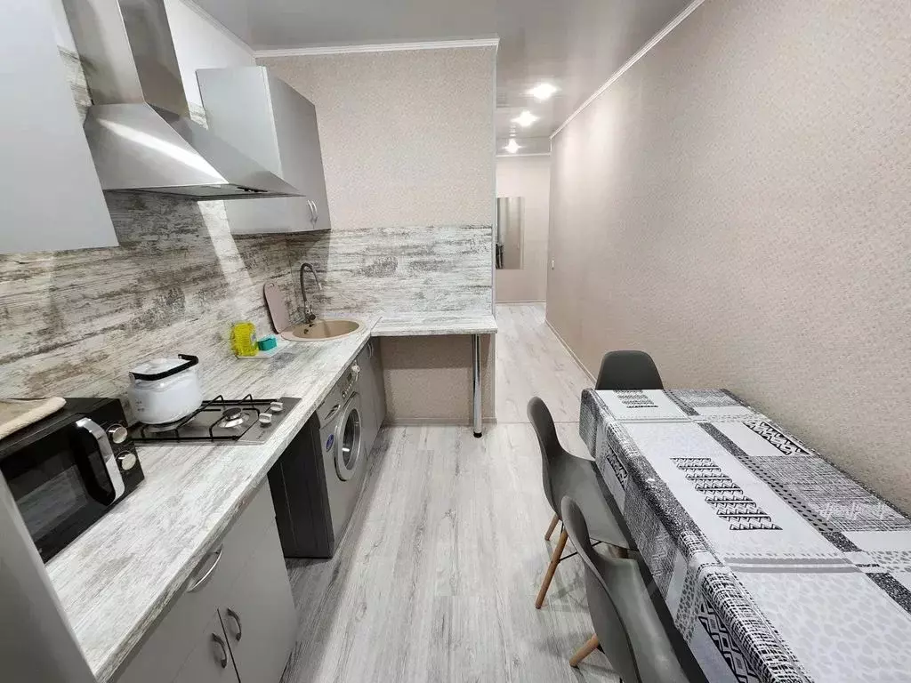 2-к кв. Курская область, Курск ул. Радищева, 86 (55.0 м) - Фото 1