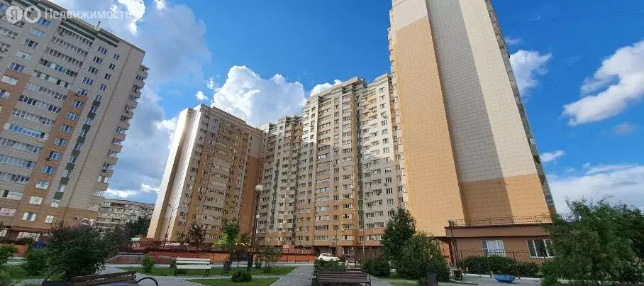 1-комнатная квартира: Тюмень, Заречный проезд, 43 (51 м) - Фото 1