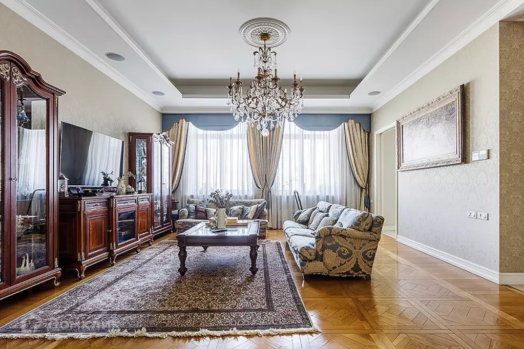 Продаётся 4-к квартира, 207 м - Фото 0