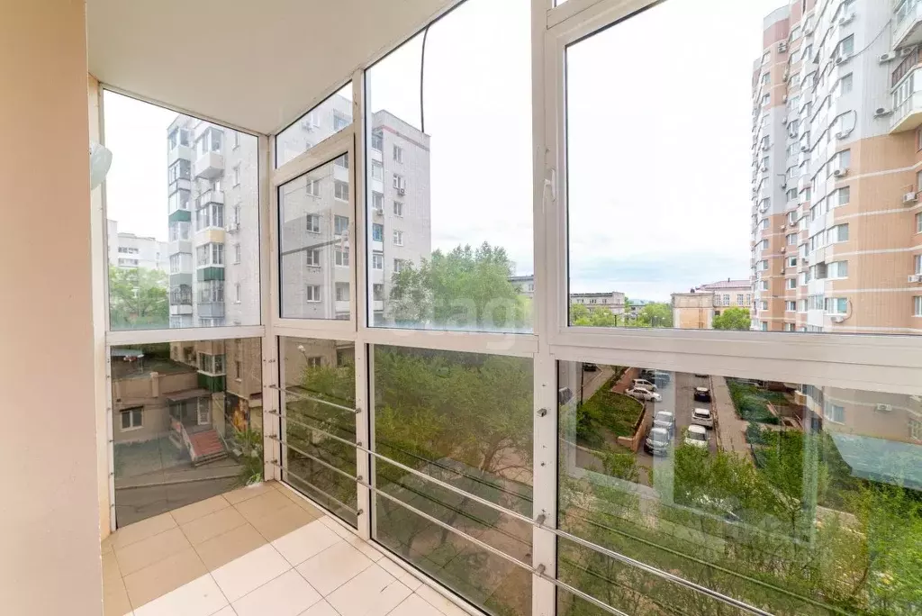 2-к кв. Хабаровский край, Хабаровск ул. Запарина, 135Б (75.3 м) - Фото 1