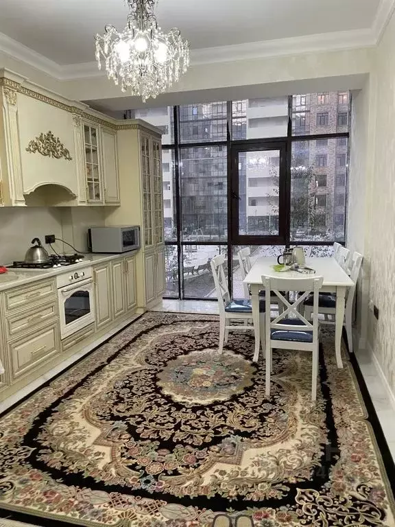 2-к кв. Дагестан, Махачкала ул. Времена Года, 9к2 (50.0 м) - Фото 0