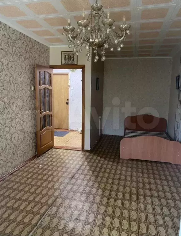 1-к кв. Башкортостан, Ишимбай ул. Губкина, 102 (36.0 м) - Фото 0