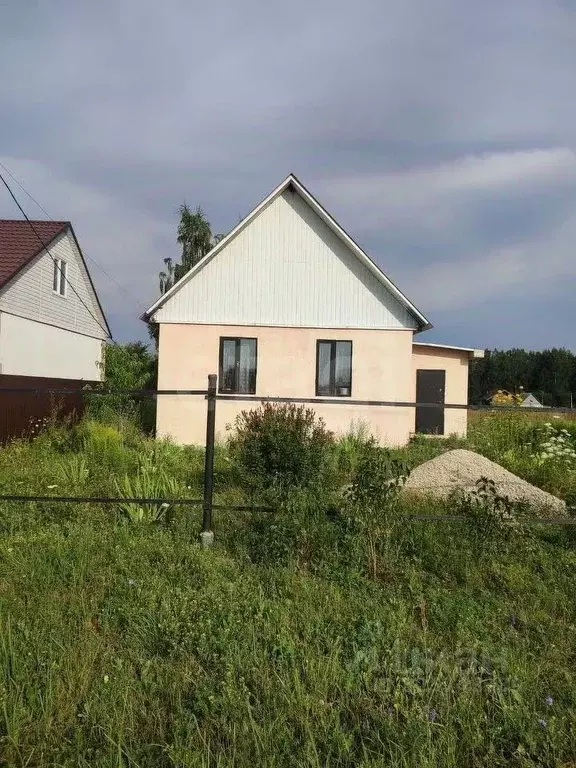 Дом в Липецкая область, Добровский муниципальный округ, с. Большой ... - Фото 1