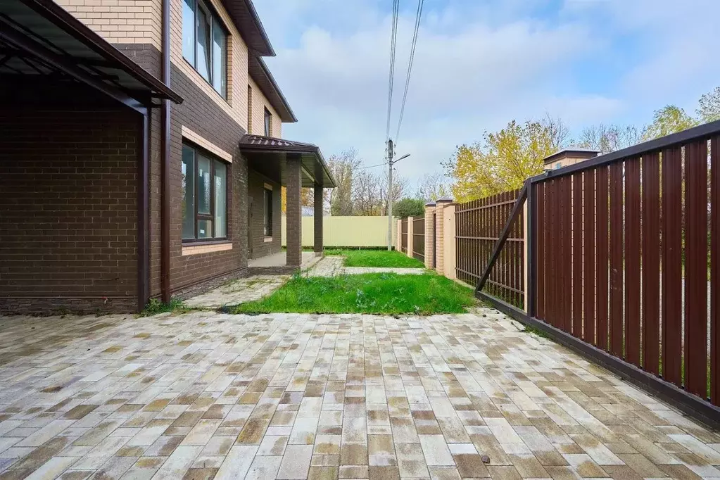 Дом в Краснодарский край, Краснодар ул. Добрая, 17 (195 м) - Фото 2