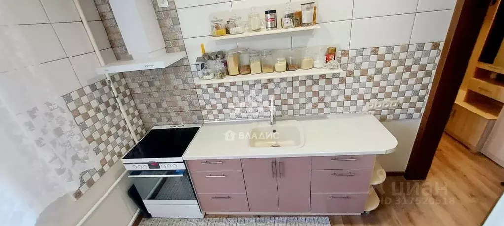 3-к кв. Крым, Керчь ул. Розы Люксембург, 7 (71.8 м) - Фото 1