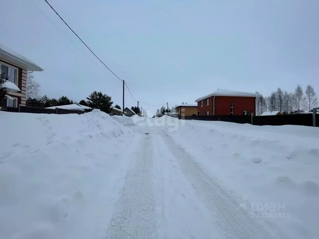 Участок в Удмуртия, Завьяловский район, д. Крестовоздвиженское  (13.0 ... - Фото 0