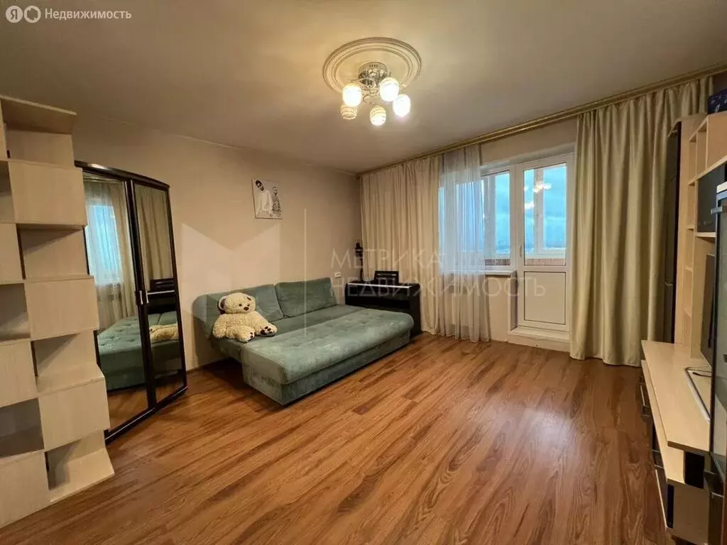 2-комнатная квартира: Тюмень, улица Федюнинского, 11 (50.5 м) - Фото 1