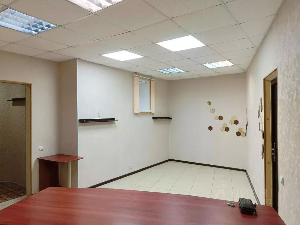 Помещение свободного назначения в Чувашия, Чебоксары Московский ... - Фото 1