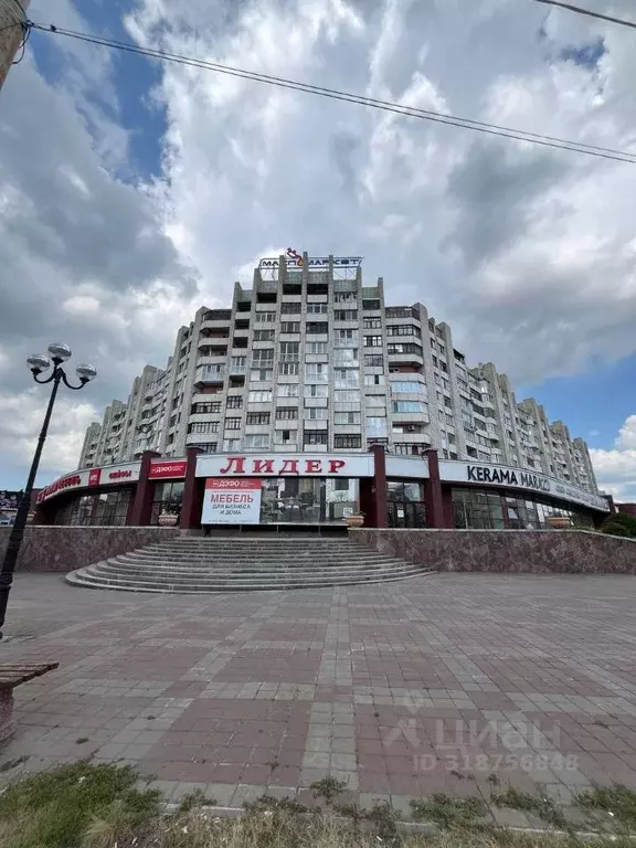 2-к кв. Омская область, Омск ул. Красный Путь, 18 (48.9 м) - Фото 0