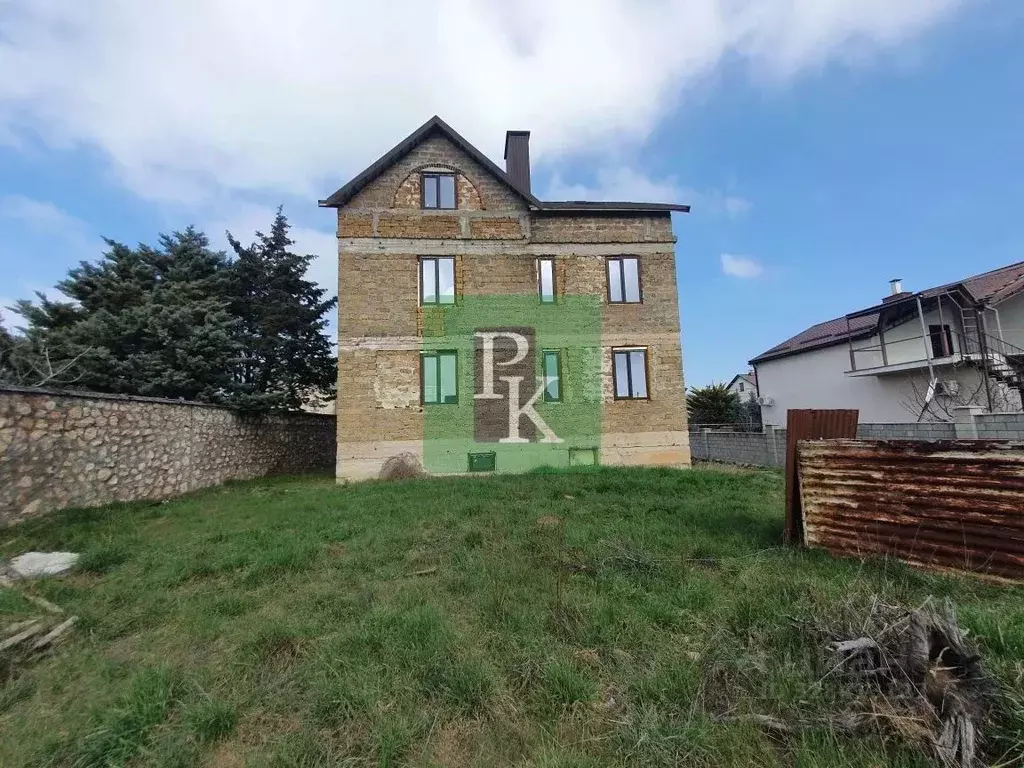 Дом в Севастополь ул. Связистов, 15 (295 м) - Фото 1