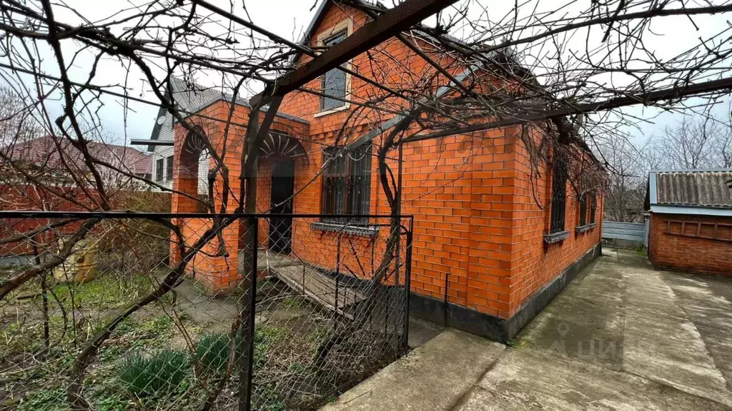 Дом в Адыгея, Майкоп Лечебный пер., 18 (72 м) - Фото 1