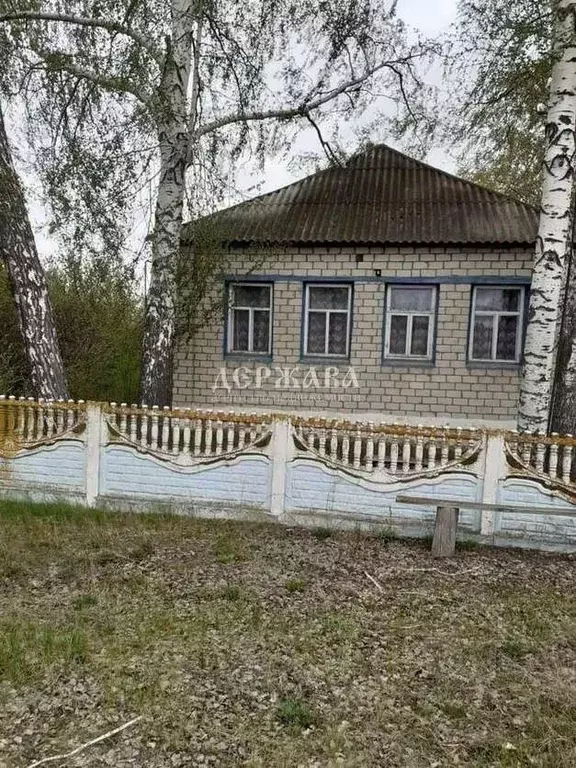 Дом в Белгородская область, Старооскольский городской округ, с. ... - Фото 0