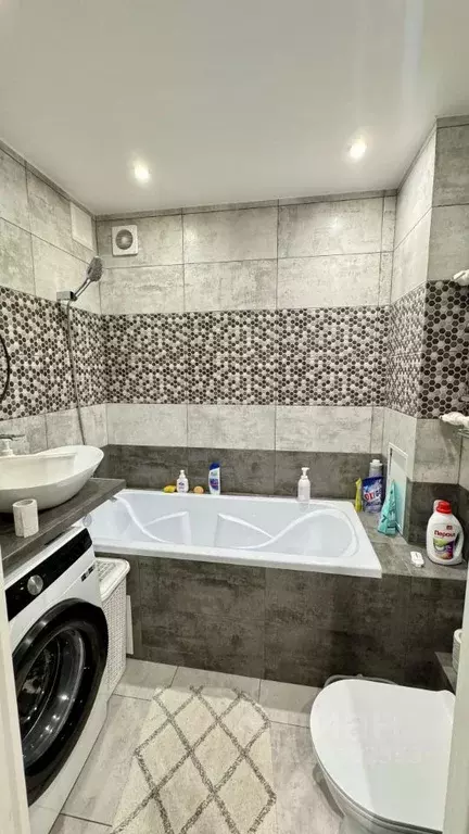 1-к кв. Вологодская область, Череповец ул. Краснодонцев, 28А (55.0 м) - Фото 1