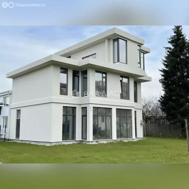 Дом в Красногорск, микрорайон Опалиха, Фруктовая улица, 7 (228 м) - Фото 1