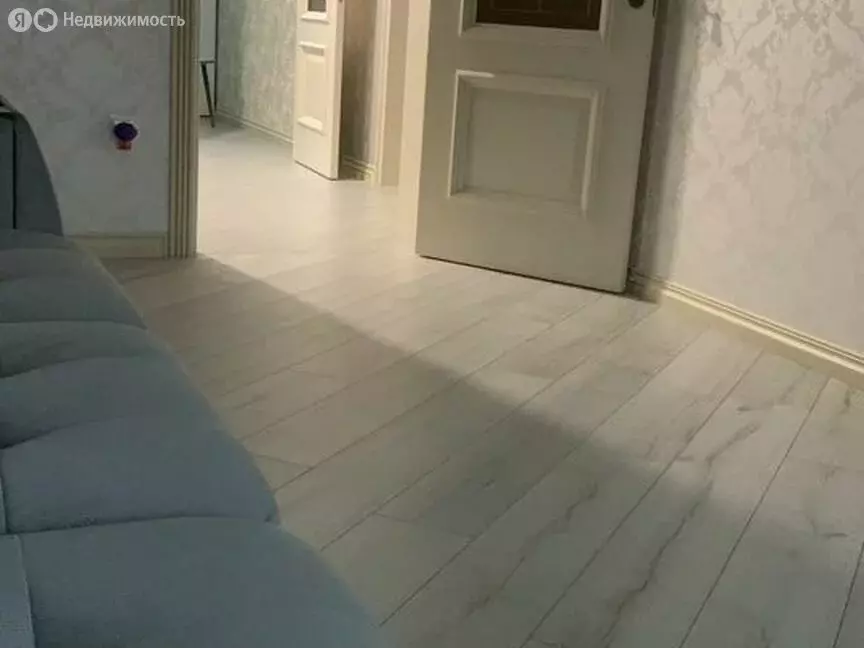 3-комнатная квартира: Махачкала, улица Айвазовского, 8А (70 м) - Фото 0