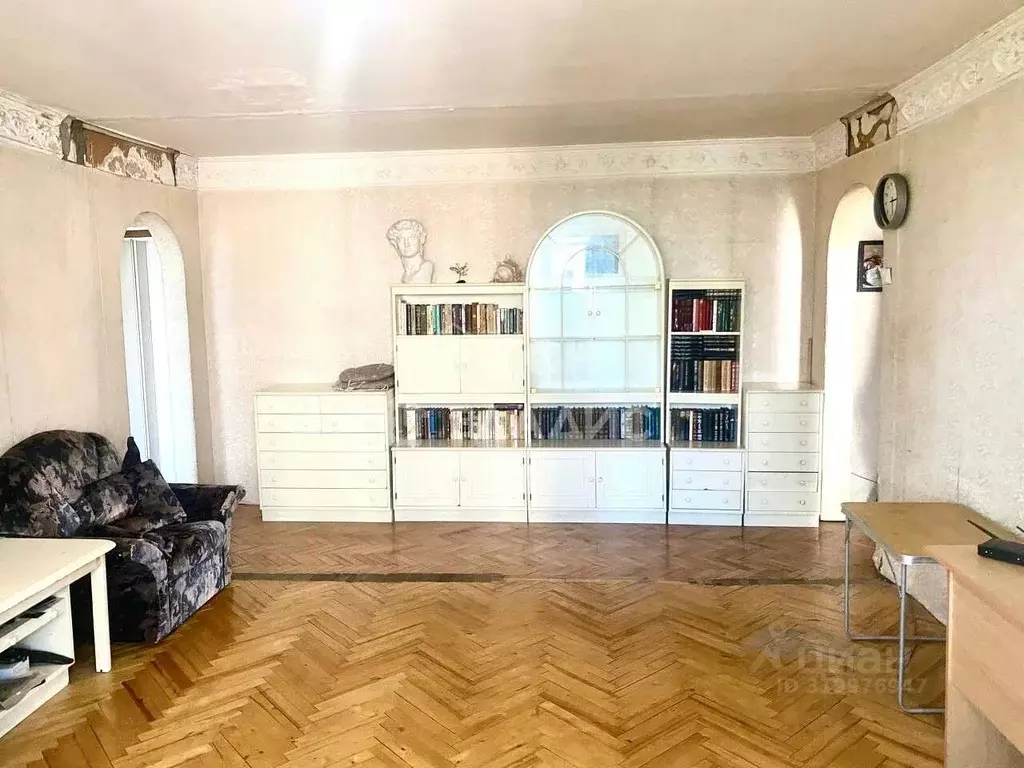 3-к кв. Московская область, Королев Юбилейный мкр, ул. М.К. ... - Фото 0