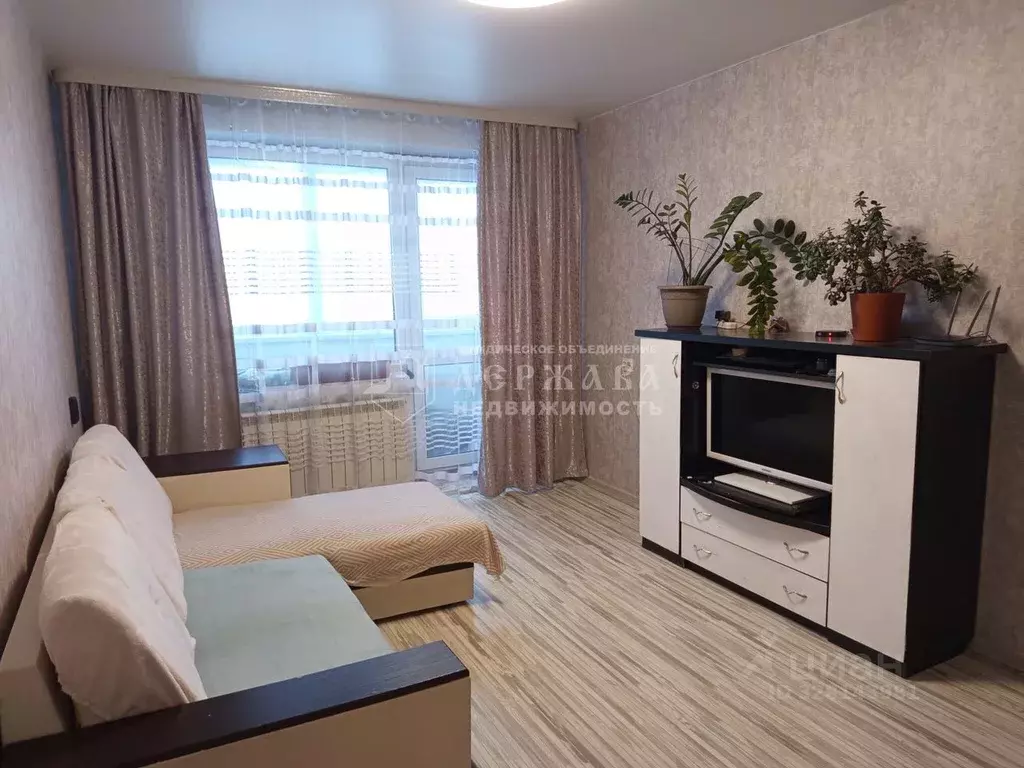 2-к кв. Кемеровская область, Ленинск-Кузнецкий ул. Пушкина, 70 (47.0 ... - Фото 1