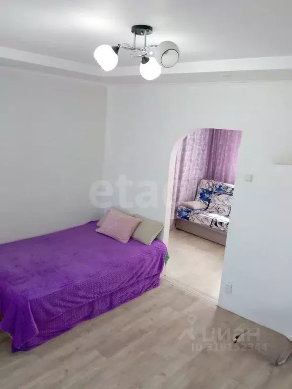 2-к кв. Приморский край, Уссурийск ул. Дзержинского, 84 (23.4 м) - Фото 0