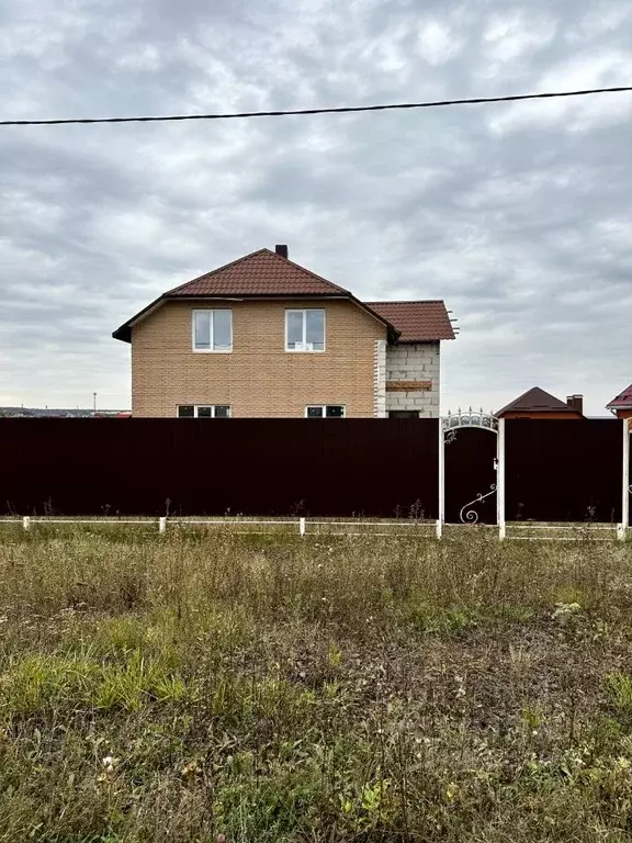 Дом в Белгородская область, Белгородский район, Беловское с/пос, с. ... - Фото 0