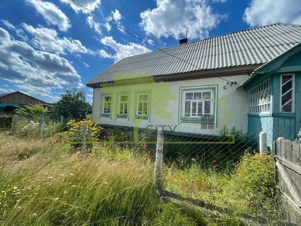 Дом в Брянская область, Дятьковский район, Старь рп ул. Энгельса, 16 ... - Фото 0