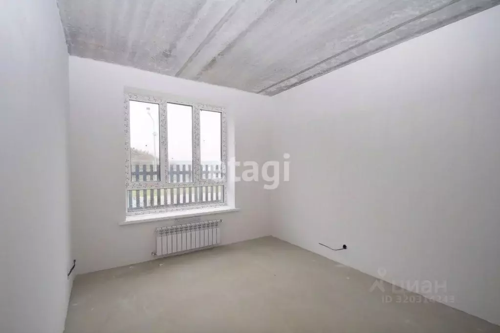 2-к кв. Калужская область, Калуга ул. Белые Росы, 3 (72.86 м) - Фото 2