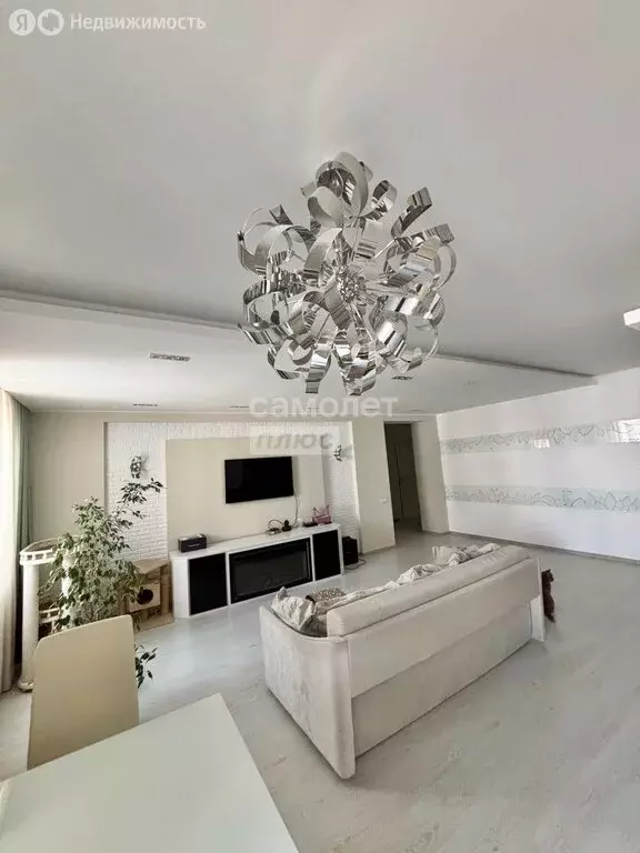 3-комнатная квартира: Орёл, улица Бурова, 46 (90.8 м) - Фото 0