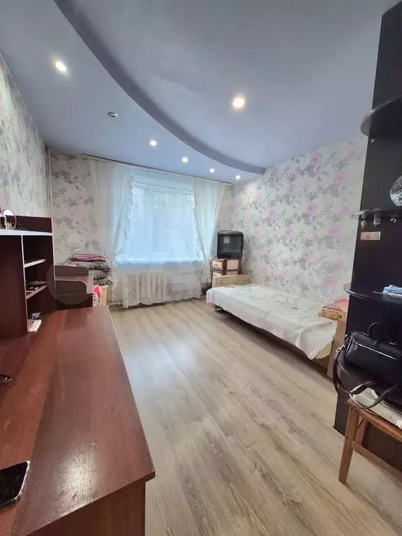Комната 18 м в 4-к., 2/5 эт. - Фото 0
