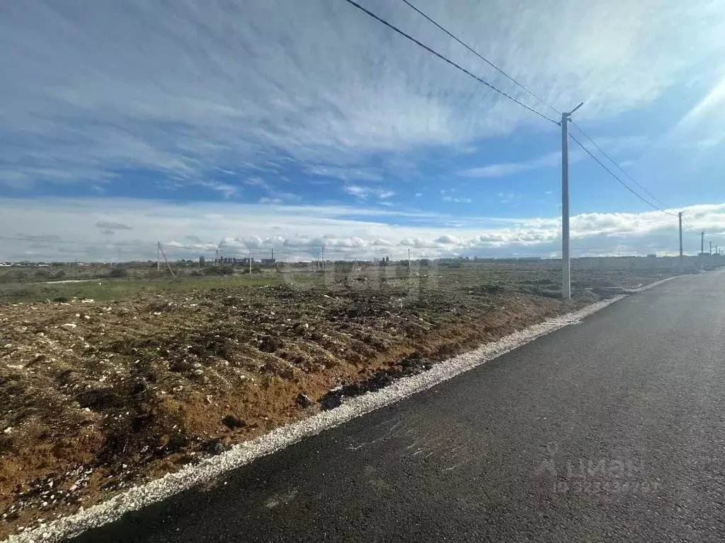 Участок в Крым, Симферопольский район, с. Мирное  (6.0 сот.) - Фото 1