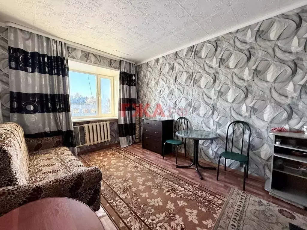 Комната Саха (Якутия), Нерюнгри просп. Ленина, 6/3 (10.0 м) - Фото 1