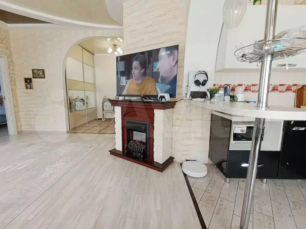3-к. квартира, 76 м, 1/3 эт. - Фото 1