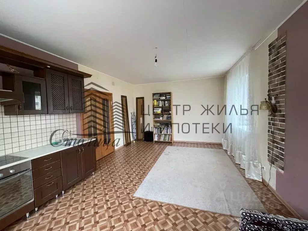 2-к кв. Белгородская область, Старый Оскол Степной мкр, 12 (68.61 м) - Фото 0