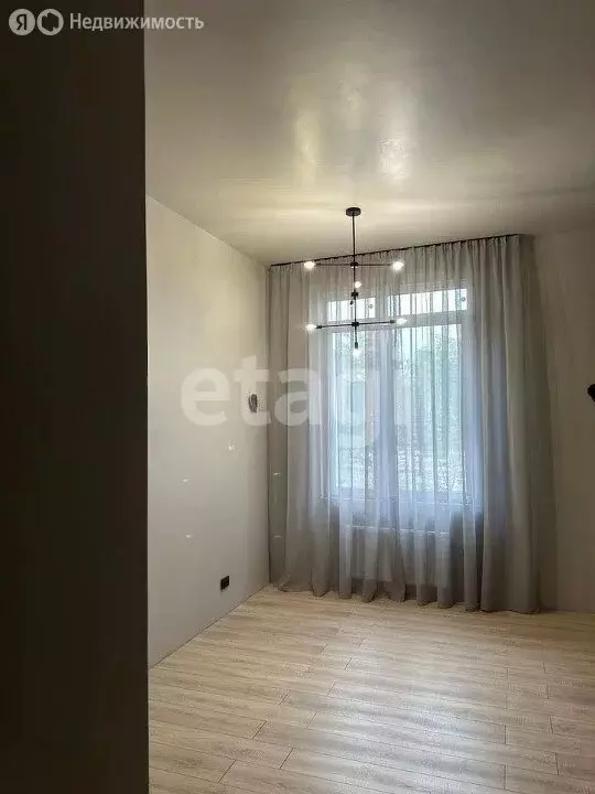Квартира-студия: Тюмень, улица 9 Января, 160к1 (33.5 м) - Фото 0